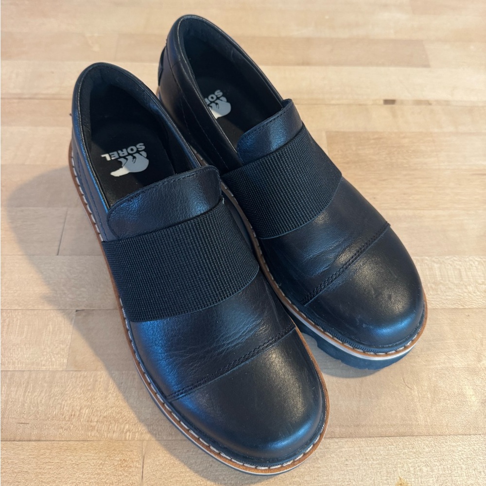 Sorel Black Slip-On Loafers with Streamlined Design